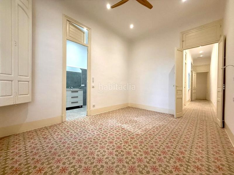 Foto 3221ccf0-6170-4180-8daf-b3c6b4c4a781. Casa adosada magnífica casa reformada en el centro – amplitud, confort y una ubicación inmejorable en Figueres