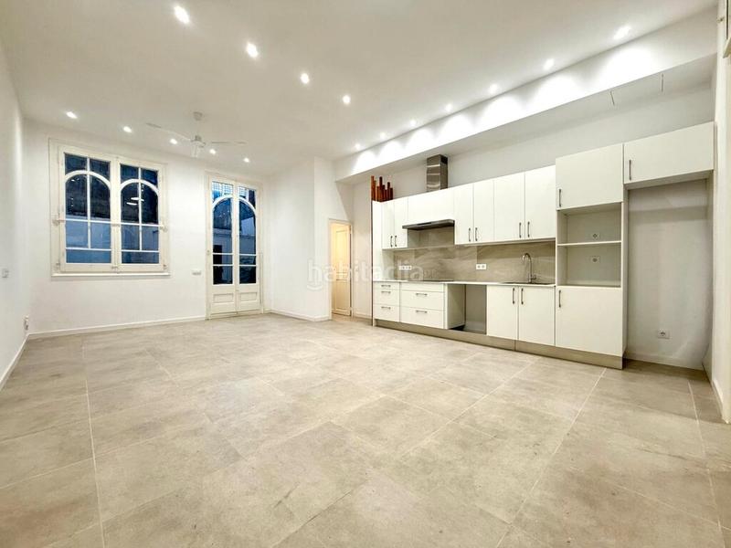 Foto 4a3727bf-0b75-4fbe-adf5-cdfe75d203b2. Casa adosada magnífica casa reformada en el centro – amplitud, confort y una ubicación inmejorable en Figueres