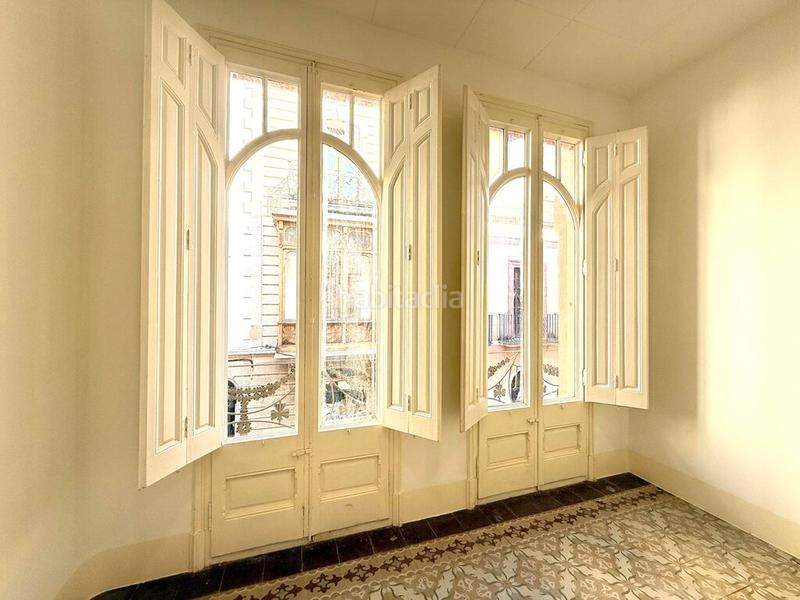 Foto 7cb9e55d-ce5e-49db-8b1a-3706ce176614. Casa adosada magnífica casa reformada en el centro – amplitud, confort y una ubicación inmejorable en Figueres