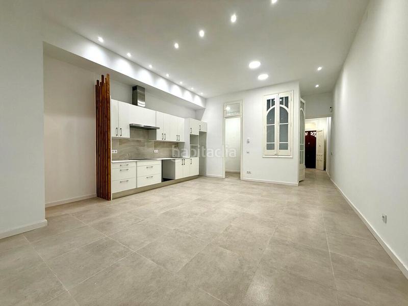 Foto 82ac5483-19e2-4e18-91d8-58ec826a2db5. Casa adosada magnífica casa reformada en el centro – amplitud, confort y una ubicación inmejorable en Figueres