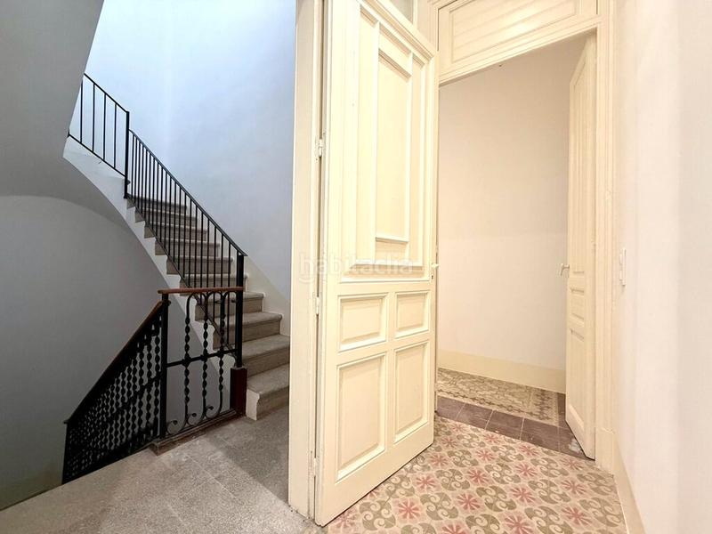 Foto 9ee5d92c-ff1c-4fd1-af02-e20147fdbe60. Casa adosada magnífica casa reformada en el centro – amplitud, confort y una ubicación inmejorable en Figueres