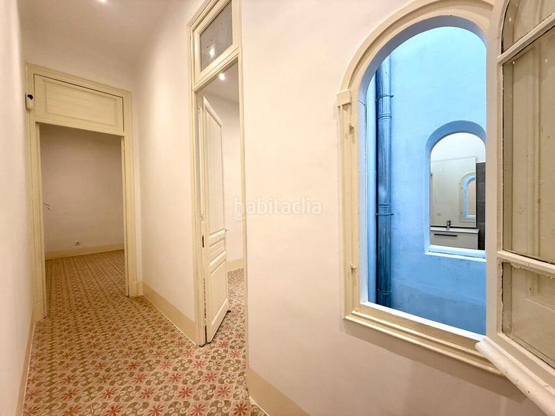 Foto f3ac7d08-a136-41a9-ac7d-44b6140a9ad5. Casa adosada magnífica casa reformada en el centro – amplitud, confort y una ubicación inmejorable en Figueres