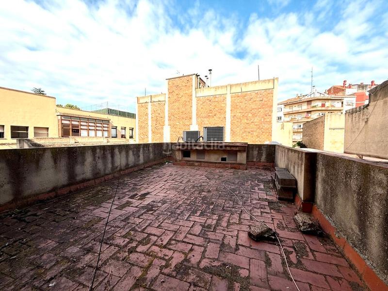 Foto 91f6220a-202f-4645-b02e-578e2d7b6563. Edificio in Centre Figueres