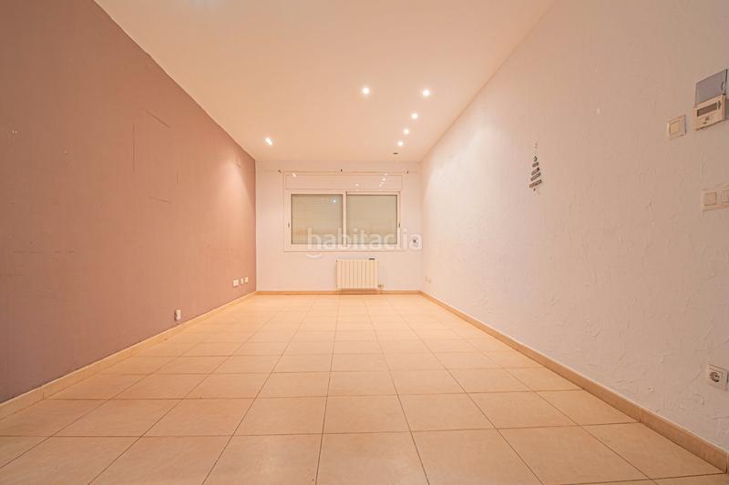 Foto 2cafefdd-2663-4821-a191-b78c3fd812c7. Pis amb calefacció a Eixample-Horta Capallera Figueres