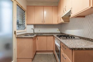 Etagenwohnung in Creu de la Mà. Amplio piso en venta en figueres – zona creu de la mà, ideal par