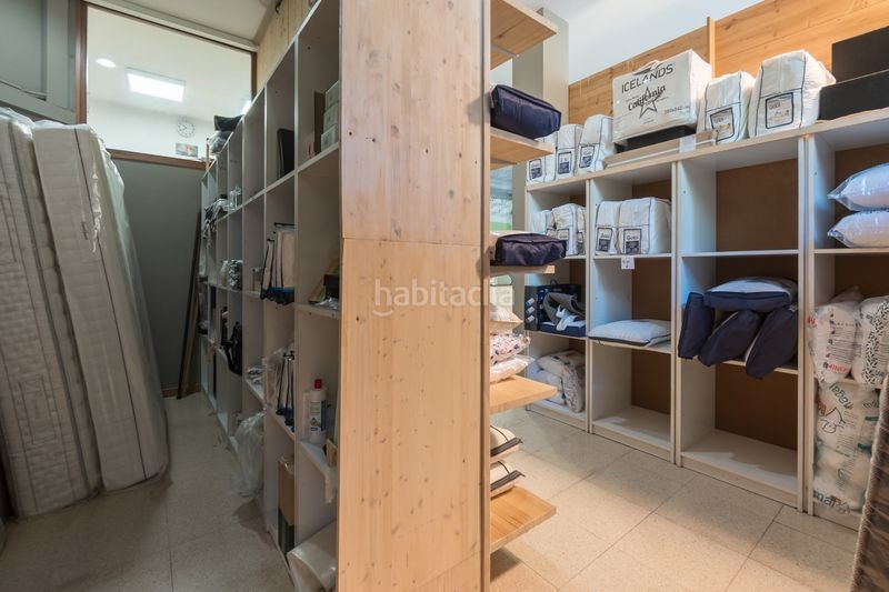 Foto 4a1fcba2-5982-4d78-a34a-a8b946d4cbb8. Local comercial amb calefacció a Centre Figueres