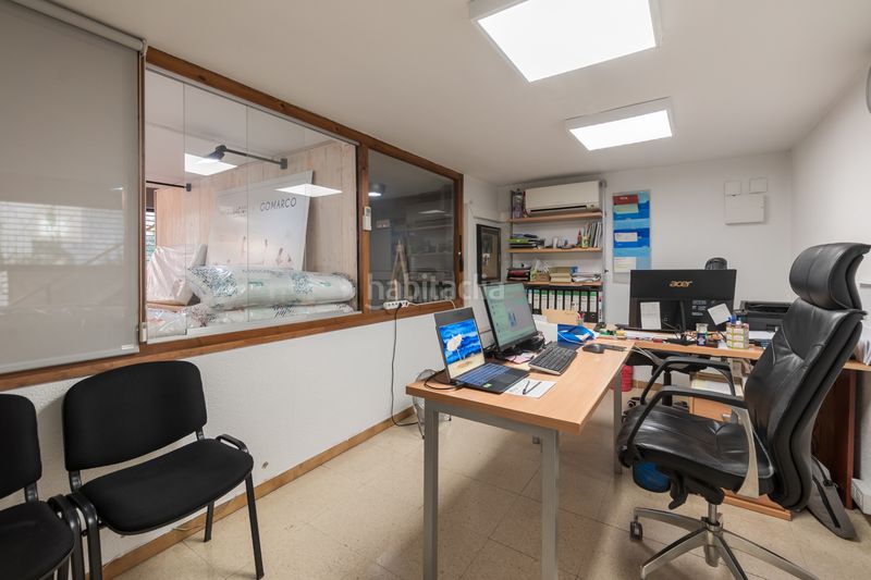 Foto a99fd037-8cc1-4dde-b3f7-0012267743b0. Local comercial amb calefacció a Centre Figueres