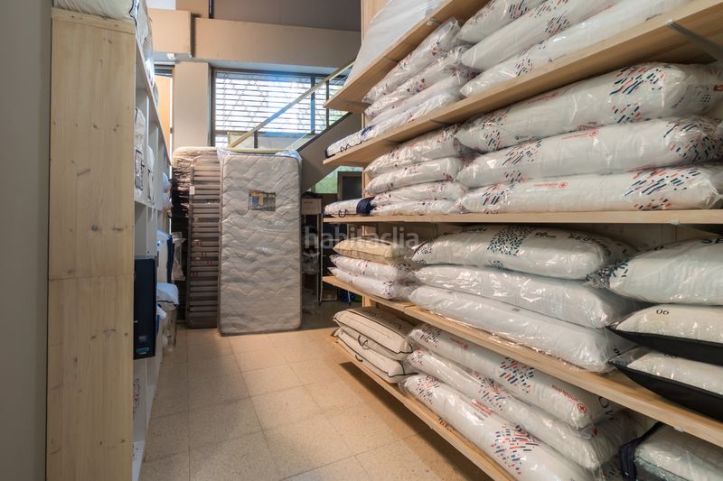 Foto f2f0a74e-f755-43fe-813a-2fecfdbbf9e9. Local comercial amb calefacció a Centre Figueres