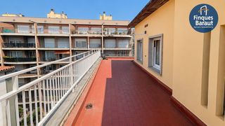 Attico in Centre. Ático con espectacular terraza de 83 m² en el centro de figueres
