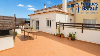 Dachwohnung  Carrer salvador espriu. Espacio exterior, luz y confort en la zona creu de la mà de figu