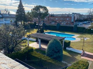Casa aparellada  Carrer monestir de vallbona