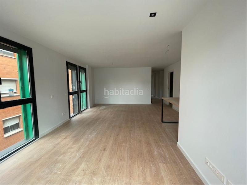 Foto 27b46251-b613-4ace-ba62-e899b1c0ea4a. Pis amb calefacció aparcament piscina a Pardinyes Lleida