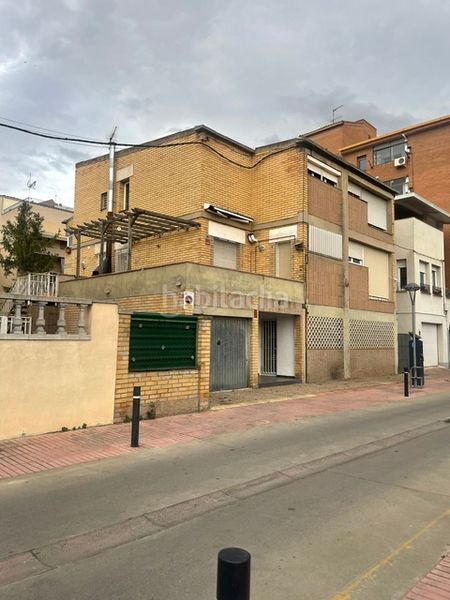 Foto 5484e9bb-f6be-4511-8985-cbaf03106746. Lloguer edifici a carrer serra d'almenara 8 a Joc de la Bola - Camps d'Esports Lleida