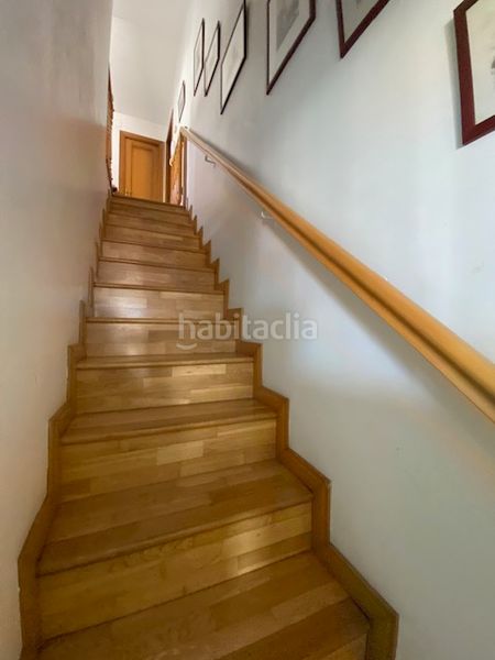 Foto ca526aff-3910-42a1-9057-a3d56f453e9b. Àtic amb calefacció aparcament a Centre Històric Lleida