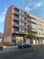 Pis  Carrer palauet