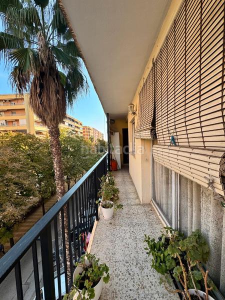 Foto c5fab235-61fa-4e77-ae82-907311664b33. Piso  amplio en importante esquina de benimaclet en Valencia