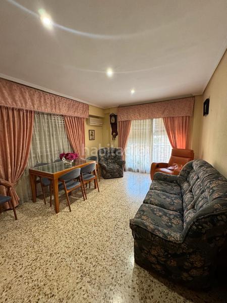 Foto dd94ddbc-3c20-4eda-b376-9c1177066423. Piso  amplio en importante esquina de benimaclet en Valencia