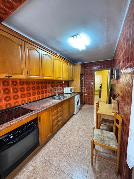 Foto df0d3981-70e3-4ec8-95df-7374b0af3978. Piso  amplio en importante esquina de benimaclet en Valencia