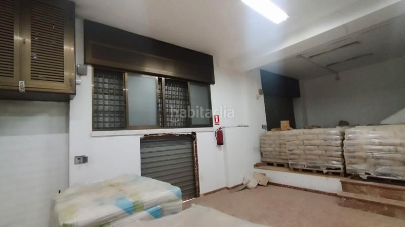 Foto 2158f048-7bb8-432d-bcf9-6a4a602b0367. Locale commerciale in carrer d'oltà 29 in Malilla Valencia