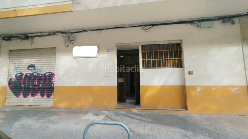 Foto adc7fe1b-ab3a-4267-8684-1020cc6c8f54. Locale commerciale in carrer d'oltà 29 in Malilla Valencia