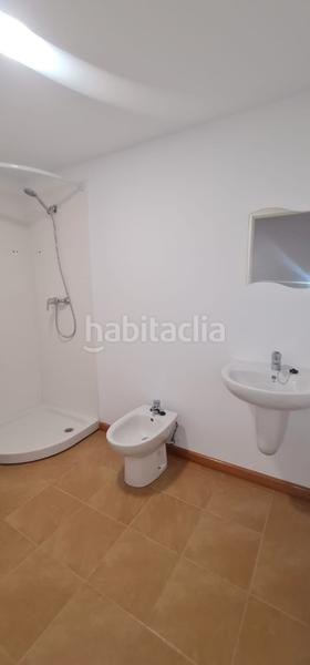 Foto e2afe816-5b4f-4c56-a57e-a47950afd33f. Dúplex a avenida norte 32 a Chóvar