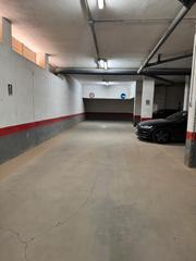 Lloguer Aparcament cotxe  Calle juan ramón jiménez 8. Se alquila plaza de garaje en malilla