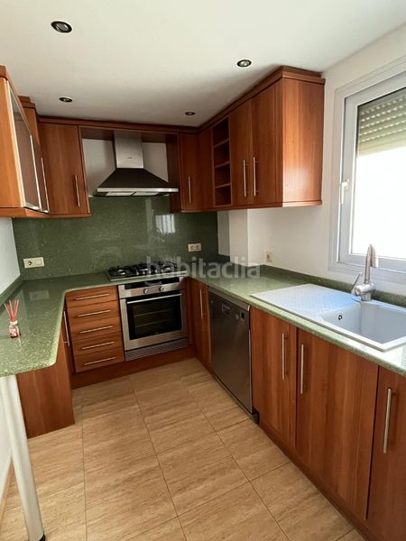 Foto 0a956f6b-90af-4d58-bcdf-59125d8c7de1. Pis amb calefacció aparcament a Malilla Valencia