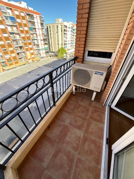 Foto 11c55f61-8afe-4322-980c-7eca4513609f. Pis amb calefacció aparcament a Malilla Valencia
