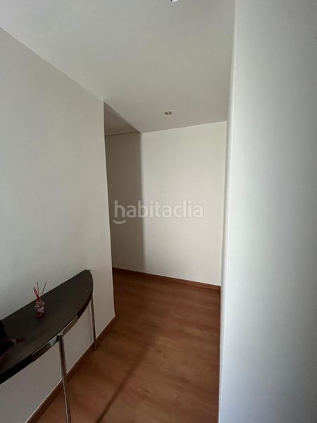 Foto 3b8b315a-12c2-4b15-8e12-bb34cfcf237b. Pis amb calefacció aparcament a Malilla Valencia