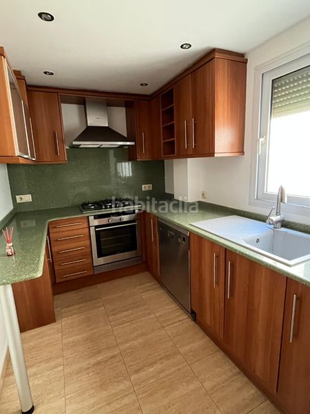 Foto fa4d1ab5-f041-41df-9f06-44c618c3dac4. Pis amb calefacció aparcament a Malilla Valencia