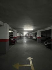 Car parking  Carrer d'olt�. Se vende plaza de garaje en malilla