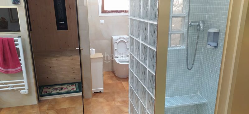 Foto aa67ffd1-95a6-483d-bad5-1905bf5a42c2. Xalet amb calefacció aparcament a Picassent