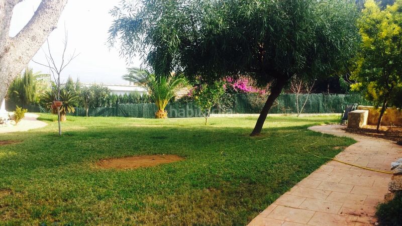 Foto c9d50ea2-d12a-4810-9486-2114e7a52bf8. Xalet amb calefacció aparcament a Picassent