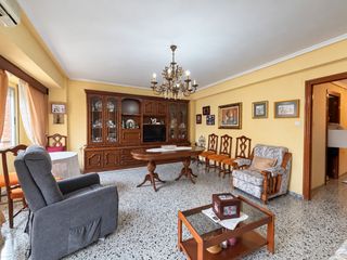 Piso en Barrio de Benimaclet. Se vende piso en benimaclet