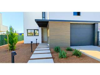Casa a Poble Nou-Olivar Gran. Casa de obra nueva