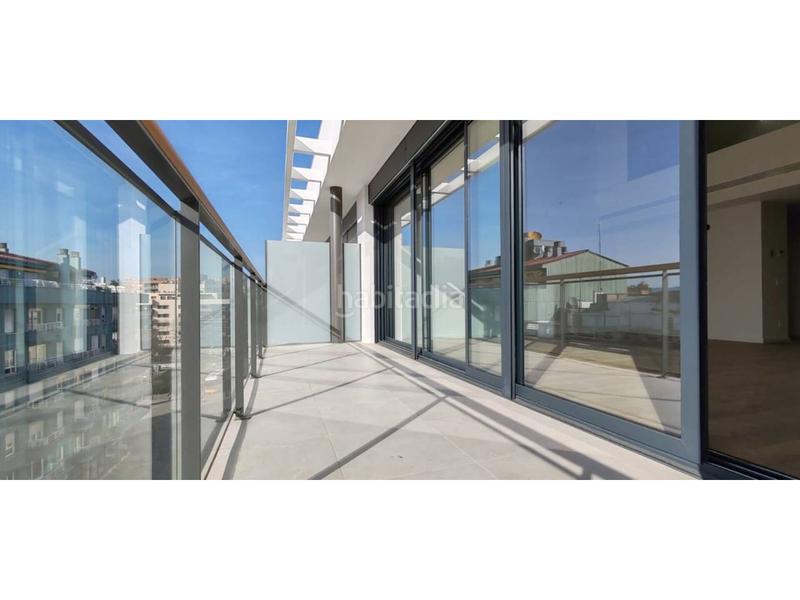 Foto 080b33ec-ac2d-42b9-92f0-4fbfd4d05855. Piso nueva promoción centroatico dúplex en Eixample Nord Girona