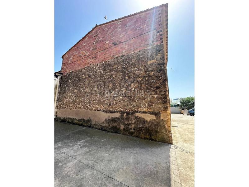 Foto 8cb425bc-8fda-4757-aec0-0e55e45ff56c. Casa pajar para restaurar en el baix empordà en Serra de Daró