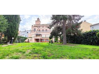 Casa a Llagostera. Casa señorial en venta