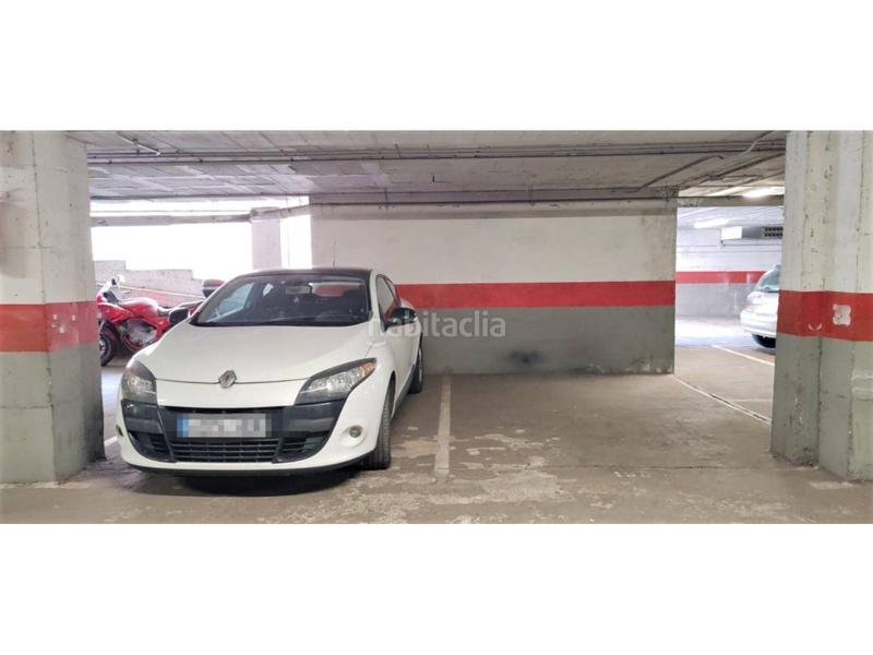 Foto 5b7fd0a5-ecf9-45c2-86fb-36b3e0f10d88. Aparcament cotxe a Eixample Nord Girona