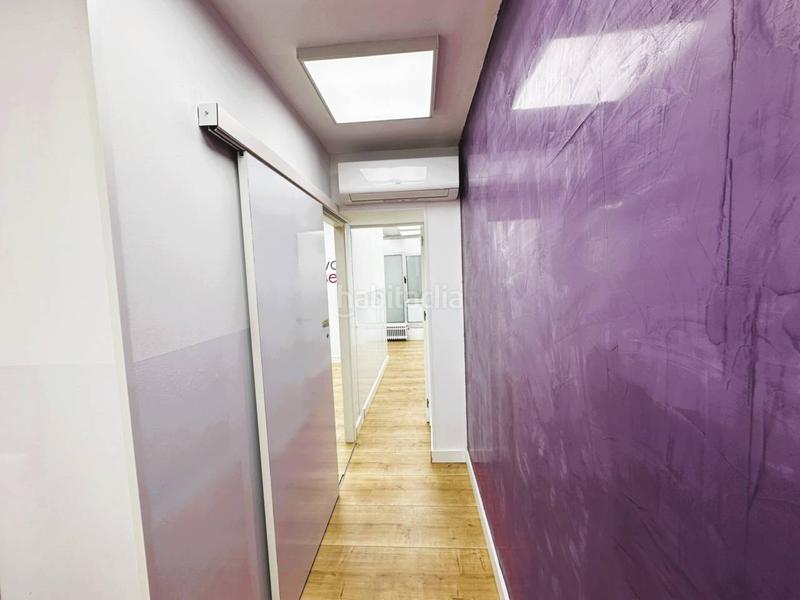 Foto b15dcba6-4e06-4ada-b9c9-89ff4dce809d. Local commercial dans Eixample Nord Girona