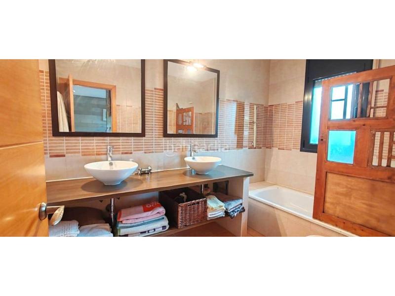 Foto 5ee31084-078a-45b1-963c-c215044481f8. Casa con riscaldamento parcheggio piscina in Santa Coloma de Farners