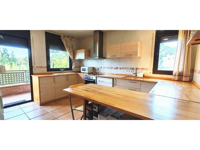 Foto f0e09919-73b2-4de9-90e0-b1d1b8ea25b6. Casa con riscaldamento parcheggio piscina in Santa Coloma de Farners