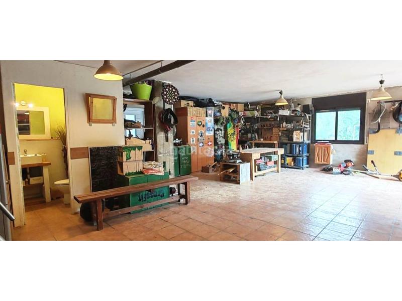 Foto f766b2ea-5ed8-48fc-afc5-f5766bd499aa. Casa con riscaldamento parcheggio piscina in Santa Coloma de Farners