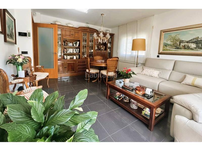 Foto eaa24173-ee6c-4177-a2f7-a56089f0134e. Casa  con gran jardín en Caldes de Malavella