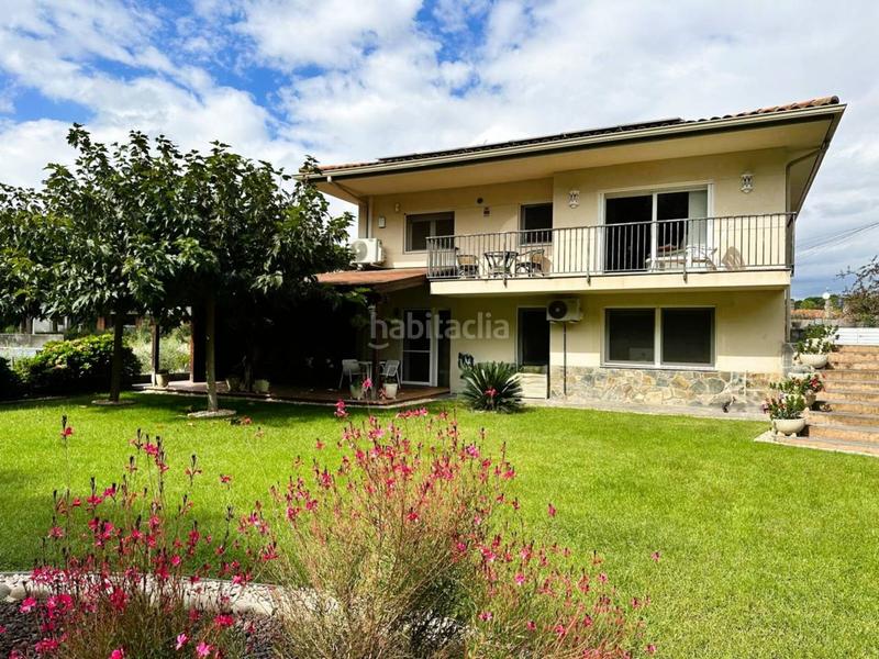 Foto fbbba444-0119-4c46-9d3b-dde08856e980. Casa  con gran jardín en Caldes de Malavella