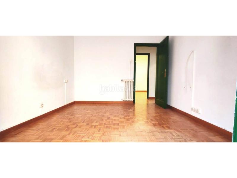 Foto 77ea87f6-e06a-4d95-bfbd-24b45fc89dc4. Appartamento con riscaldamento in Eixample Nord Girona