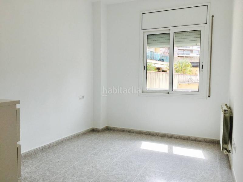 Foto f2a140ce-7218-4787-9183-17e52fffe67d. Pis amb calefacció a La Devesa Girona