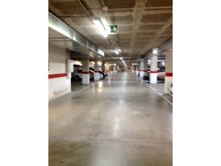 Aparcament cotxe a Calle pierre vilar