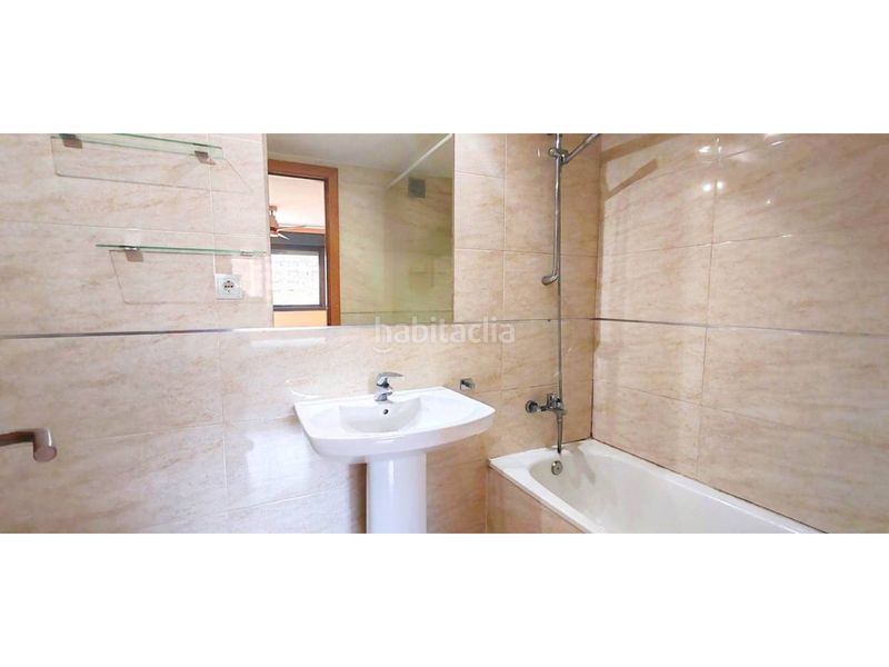 Foto 509b6a96-cb59-4a5d-a7ea-2c8f24165bb6. Pis amb calefacció aparcament a Mas Masó - Hospital Salt