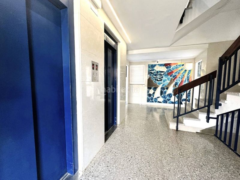 Foto c48a443c-e3fb-4546-ac81-a90b7f08a5ff. Pis amb aparcament piscina a l´Estartit poble Estartit